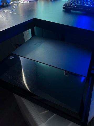 Playstation 4 beschikbaar voor biedingen