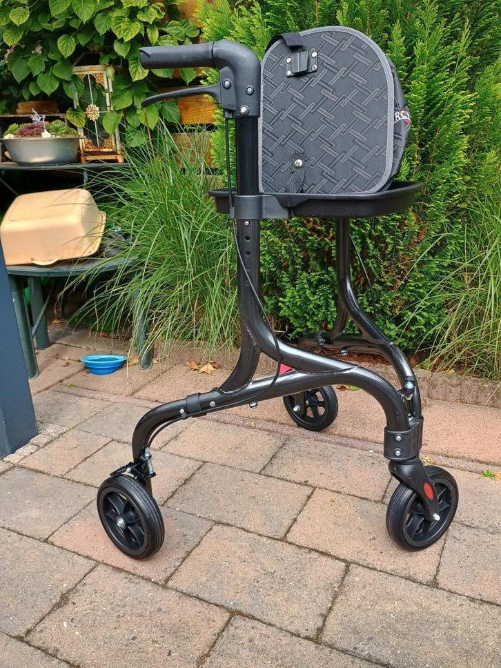 Zgan Rovera binnenrollator, Diversen, Rollators, Zo goed als nieuw, Lichtgewicht, Opvouwbaar, Ophalen