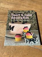 Taart & Cake Decoraties - Stap-voor-Stap Handleiding, Ophalen of Verzenden, Zo goed als nieuw, Taart, Gebak en Desserts