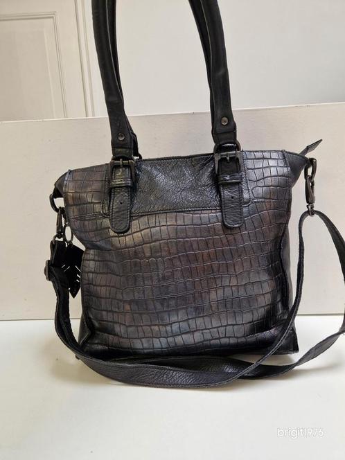Zwart leren tas met crocoprint, Sieraden, Tassen en Uiterlijk, Tassen | Damestassen, Gebruikt, Schoudertasje, Zwart, Ophalen of Verzenden