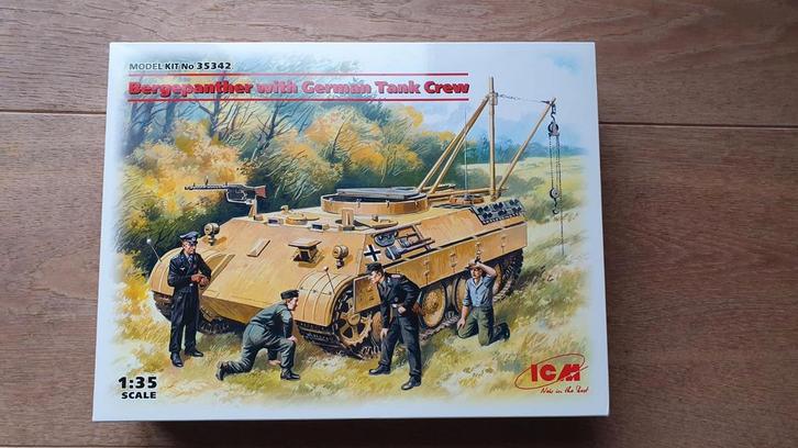 ICM 1/35 Bergepanther with crew, Hobby en Vrije tijd, Modelbouw | Auto's en Voertuigen, Nieuw, Tank, 1:32 tot 1:50, Overige merken
