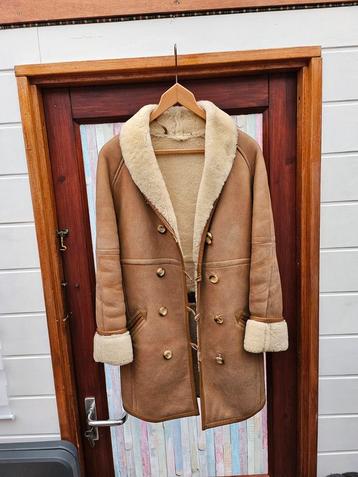 Echte lammy coat (Moscoat Creation) beschikbaar voor biedingen