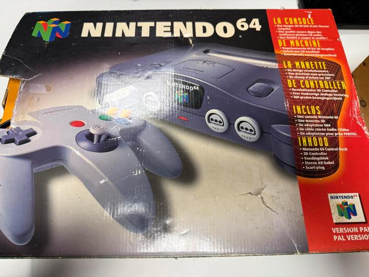 Nintendo 64 in Doos + Controller, Spelcomputers en Games, Spelcomputers | Nintendo 64, Gebruikt, Met 1 controller, Ophalen of Verzenden
