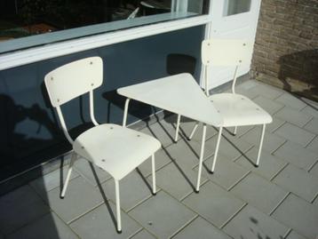 VINTAGE slaapkamer setje 2 stoelen /tafel rietveld 1950  beschikbaar voor biedingen
