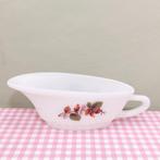 Vintage JAJ Pyrex Rosehip servies sauskom retro melkglas, Ophalen of Verzenden, Huis en Inrichting