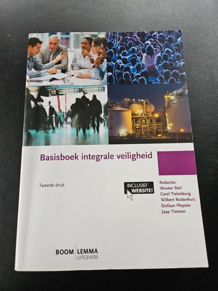 Nieuw - Basisboek Integrale Veiligheid, Boeken, Studieboeken en Cursussen, Nieuw, HBO, Beta, Verzenden
