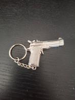 Sleutelhanger mini M1911 pistool zilver, Ophalen of Verzenden, Gebruikt, Overige typen
