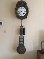 Courtoise klok, Ophalen