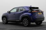 Toyota Yaris Cross 1.5 Hybrid Business Plus AWD Camera, ACC,, Auto's, Automaat, Stof, Gebruikt, Blauw