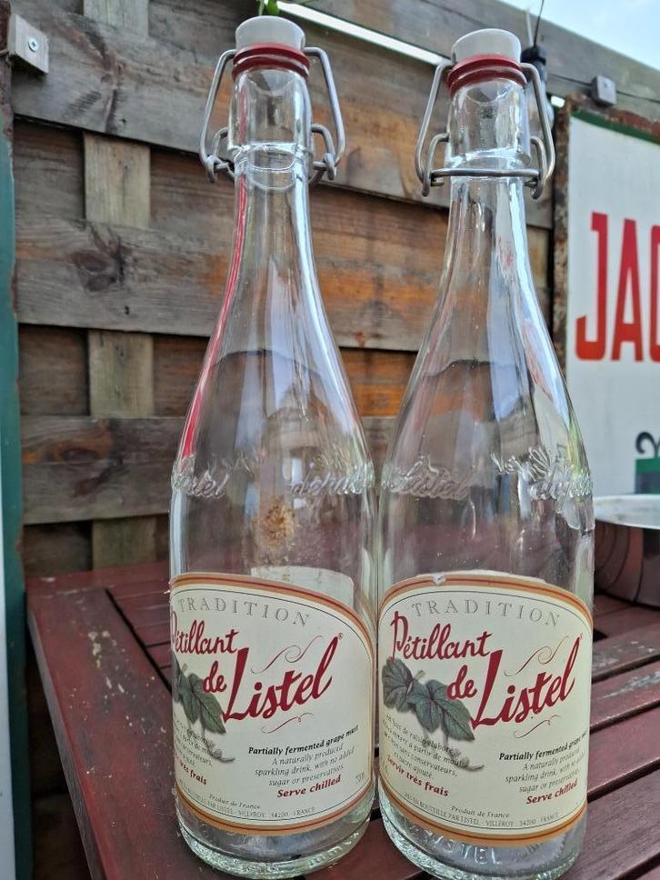 2 beugelflessen Pétillant de Listel, Verzamelen, Biermerken, Zo goed als nieuw, Flesje(s), Overige merken, Ophalen of Verzenden