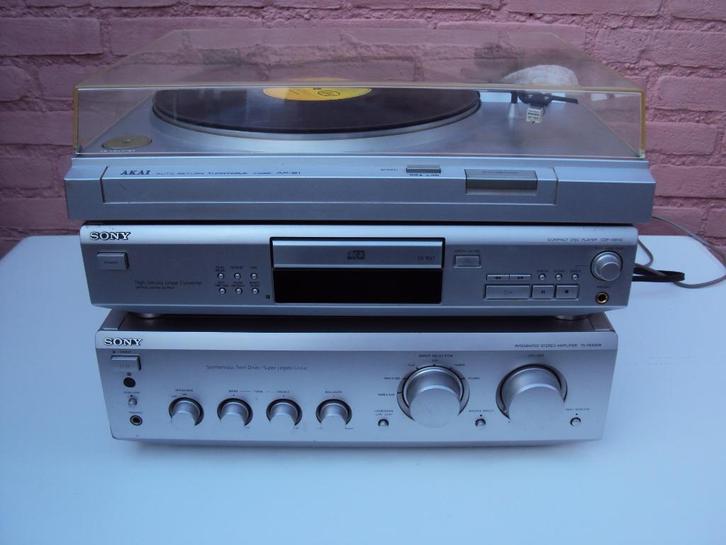 Sony TA-FE 530R.  Sony CDP-XE 510.  Akai AP-B1 platenspeler., Audio, Tv en Foto, Stereo-sets, Gebruikt, Cd-speler, Sony, Losse componenten