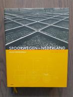 Spoorwegen in Nederland - Guus Veenendaal, Ophalen of Verzenden, Zo goed als nieuw, Overige onderwerpen