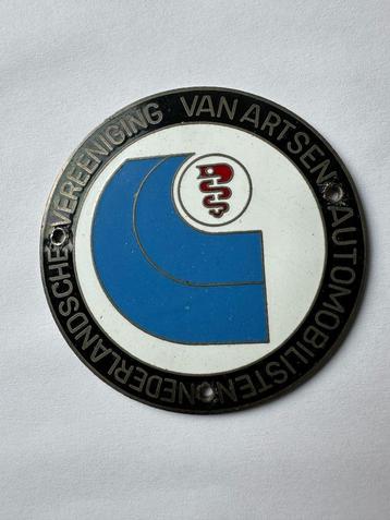 Mooi emaille Automobilisten vereeniging van Artsen bordje.  beschikbaar voor biedingen