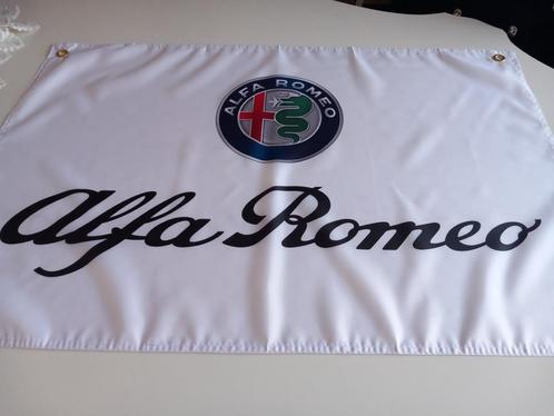ALFA ROMEO BANNER 60X90 MET BEVESTIGGING OGEN GARAGE ETC, Auto diversen, Wieldoppen, Nieuw, Ophalen of Verzenden
