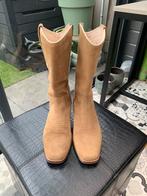 Omoda cowboy laarzen suede lichtbruin maat 39, Kleding | Dames, Schoenen, Hoge laarzen, Bruin, Ophalen of Verzenden, Zo goed als nieuw