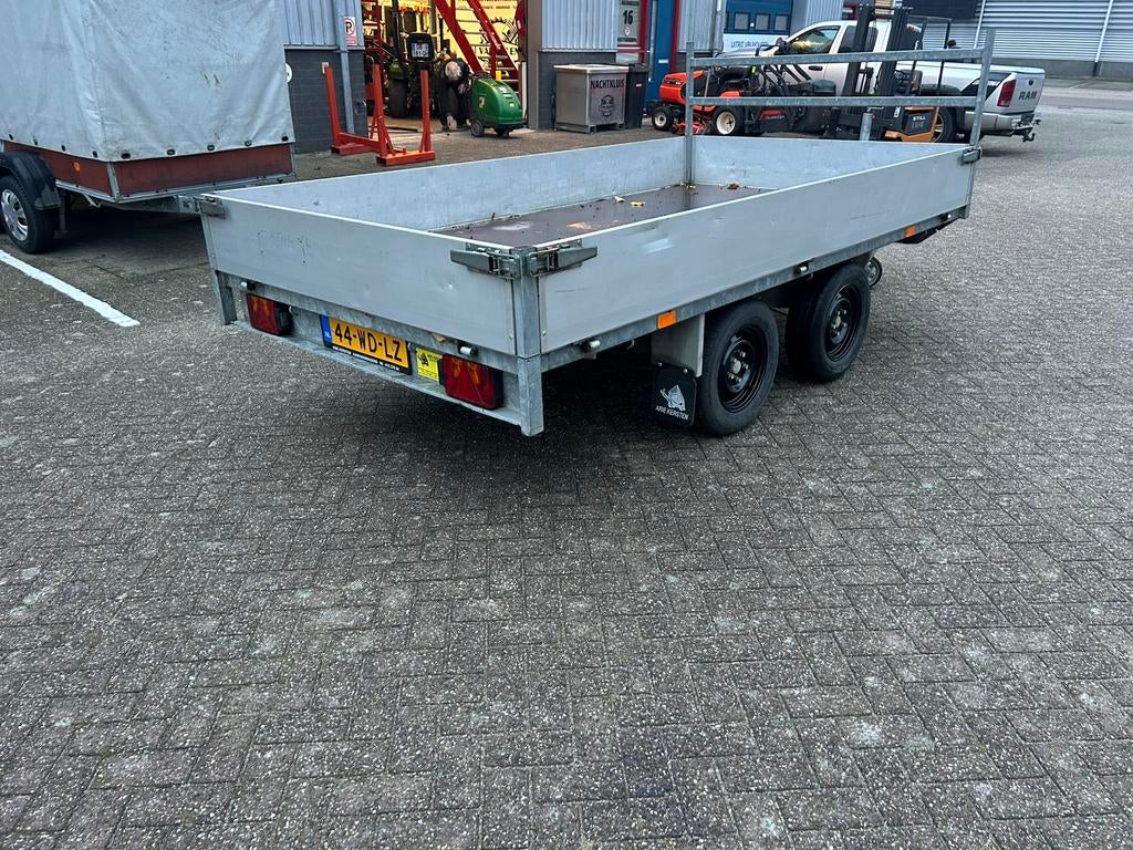 Nette eduard plateau wagen aanhanger, Auto diversen, Aanhangers en Bagagewagens, Ophalen of Verzenden, Zo goed als nieuw