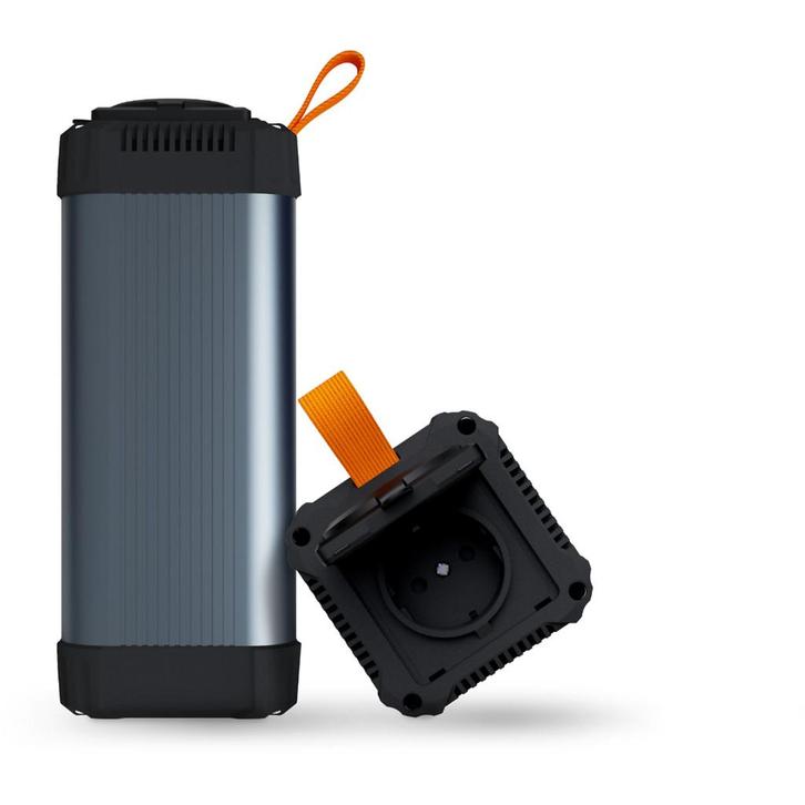 Xtorm Powerbank 25.600 mAh met stopcontact | Retourdeal, Telecommunicatie, Powerbanks, Nieuw, Ophalen of Verzenden