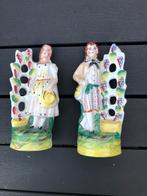 Antieke beeldjes met druivenranken, Antiek en Kunst, Ophalen of Verzenden