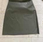Grappig groen vegan leather minirokje maat S, Verzenden, Zo goed als nieuw, Maat 36 (S), Boven de knie