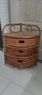 Vintage rotan hoekkast 3 lades, Huis en Inrichting, Gebruikt, 3 of 4 laden, Minder dan 100 cm, 25 tot 50 cm