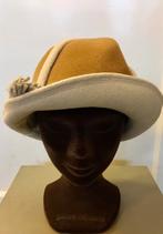 Vintage Elsa Schiaparelli hoed, Kleding | Dames, Hoeden en Petten, Gedragen, Ophalen of Verzenden