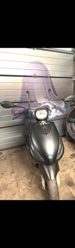 Piaggio zip 2016, Fietsen en Brommers, Scooters | Piaggio, Ophalen of Verzenden, Zo goed als nieuw, Benzine, Zip
