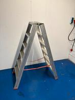 Aluminium trap 6 tredes, Doe-het-zelf en Verbouw, Ladders en Trappen, Ophalen of Verzenden, Zo goed als nieuw, Minder dan 2 meter