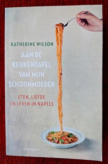 Katherine Wilson - Aan de keukentafel van mijn schoonmoeder beschikbaar voor biedingen