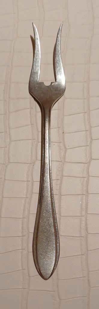 Gero Zilmeta Vleesvork Puntfilet - 14.5cm beschikbaar voor biedingen