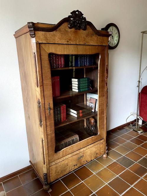 antieke vitrinekast met kroon, Antiek en Kunst, Antiek | Meubels | Kasten, Ophalen