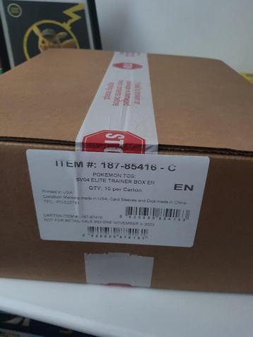 Pokemon Paradox Rift Elite trainer box case beschikbaar voor biedingen