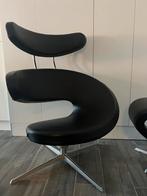 Varier (Stokke) Peel fauteuil en voetstoel in zwart leer, Huis en Inrichting, Fauteuils, Ophalen, Zo goed als nieuw, Leer