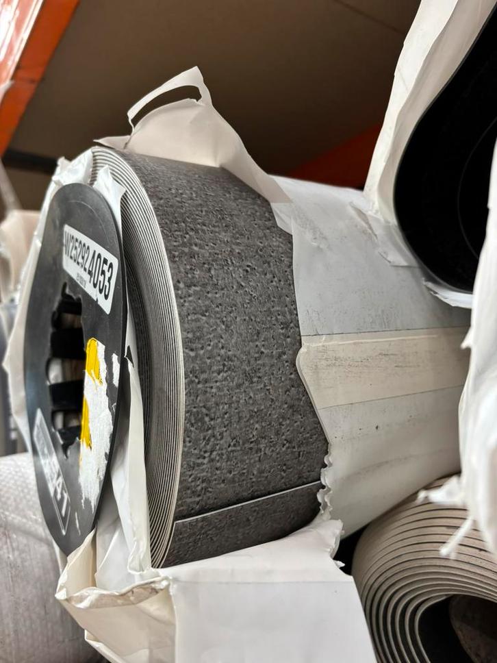 Vinyl rollen 4 meter breed, op maat te snijden. Merk:tarket, Huis en Inrichting, Stoffering | Vloerbedekking, Nieuw, Vinyl, Wit