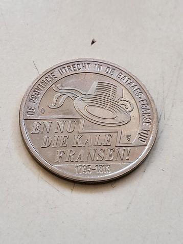 Nederlands Muntmuseum Penning 1995 "en nu die kale Fransen" beschikbaar voor biedingen
