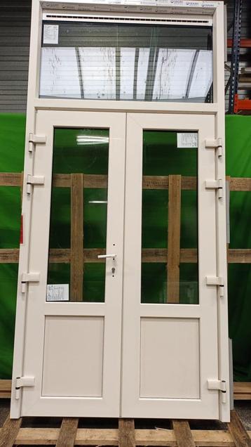 Kunststof dubbele deur b144 x h300 cm -1209- beschikbaar voor biedingen