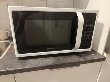 Samsung Microwave oven – Excellent Condition! beschikbaar voor biedingen