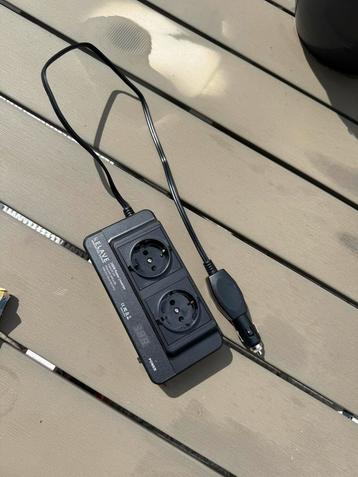 Omvormer 12v voor in de auto beschikbaar voor biedingen