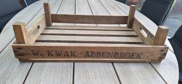 Houten kistje beschikbaar voor biedingen