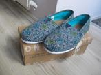 TOMs mooie schoentjes maat 42 als nieuw, Kleding | Dames, Schoenen, Instappers, Ophalen of Verzenden, Zo goed als nieuw, Toms