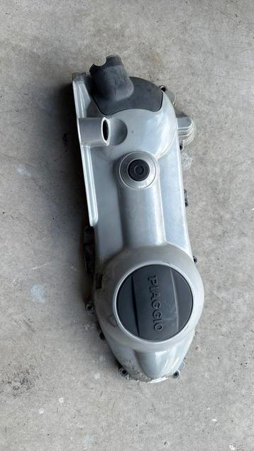 Piaggio 125cc 4takt carterdeksel beschikbaar voor biedingen