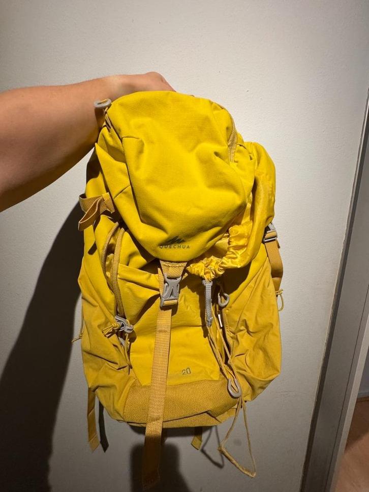 Rugzak Decathlon MH500 20L (2022 editie), Sport en Fitness, Bergsport en Wandelen, Gebruikt, Rugzak, Ophalen of Verzenden