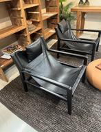 Pomax zwarte leren loungestoel met hout, Ophalen of Verzenden, Zo goed als nieuw, Hout