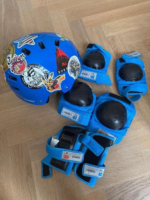 Oxelo skatehelm (55-58cm) en protectors, Sport en Fitness, Skateboarden, Zo goed als nieuw, Overige typen, Ophalen