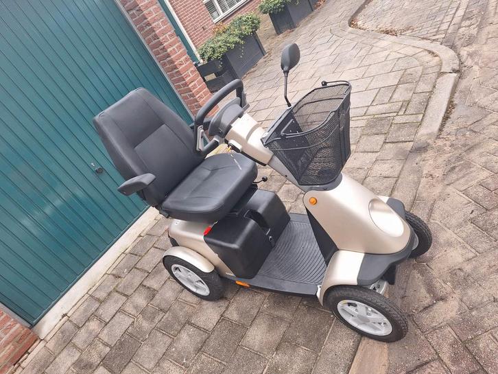 Sterling Trophy scootmobiel - nieuwe accu's - 61 km - ZGAN, Diversen, Brommobielen en Scootmobielen, Zo goed als nieuw, Sterling