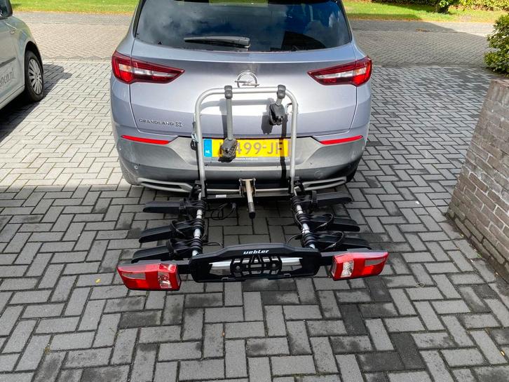 Uebler F32 XL 3 fietsendrager zgan nieuwprijs € 879, Auto diversen, Fietsendragers, Zo goed als nieuw, Trekhaakdrager, Ophalen of Verzenden