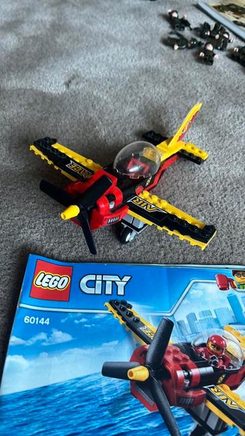 Lego City Vliegtuig 60144 beschikbaar voor biedingen