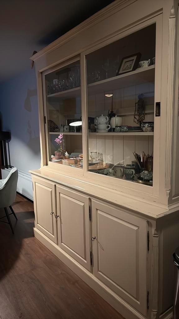 Degelijke zware buffetkast, Huis en Inrichting, Kasten | Buffetkasten, Gebruikt, 200 cm of meer, 200 cm of meer, 50 tot 75 cm