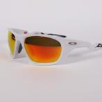 Oakley OO9431-1060 Zonnebril - A Grade, Oakley, Zo goed als nieuw, Support@oakley.com, 1 Icon, 1 Legacy Way
Foothill Ranch, CA 92610
USA