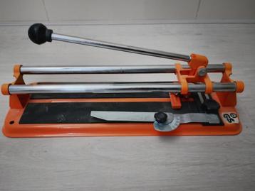 Tegelsnijder 30 cm beschikbaar voor biedingen
