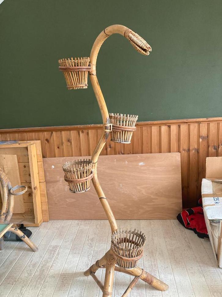 Unieke Rotan Plantenhouder Slang Design, Tuin en Terras, Tuinstekers, Gebruikt, Ophalen